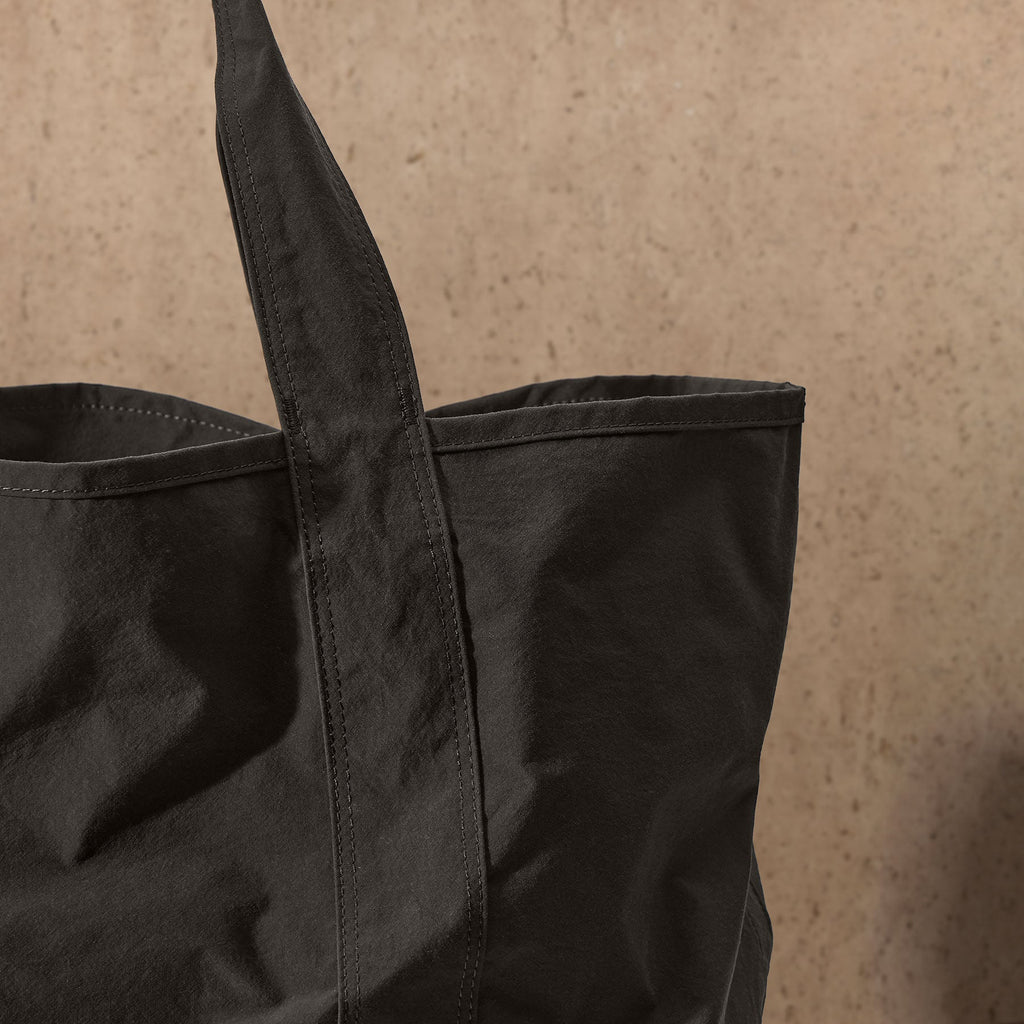 Petit sac cabas en nylon mat - Hemlock