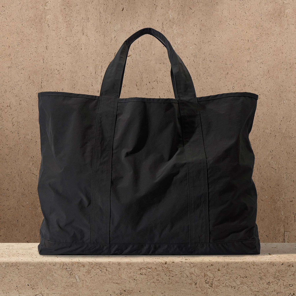 Grand cabas en nylon mat - Noir