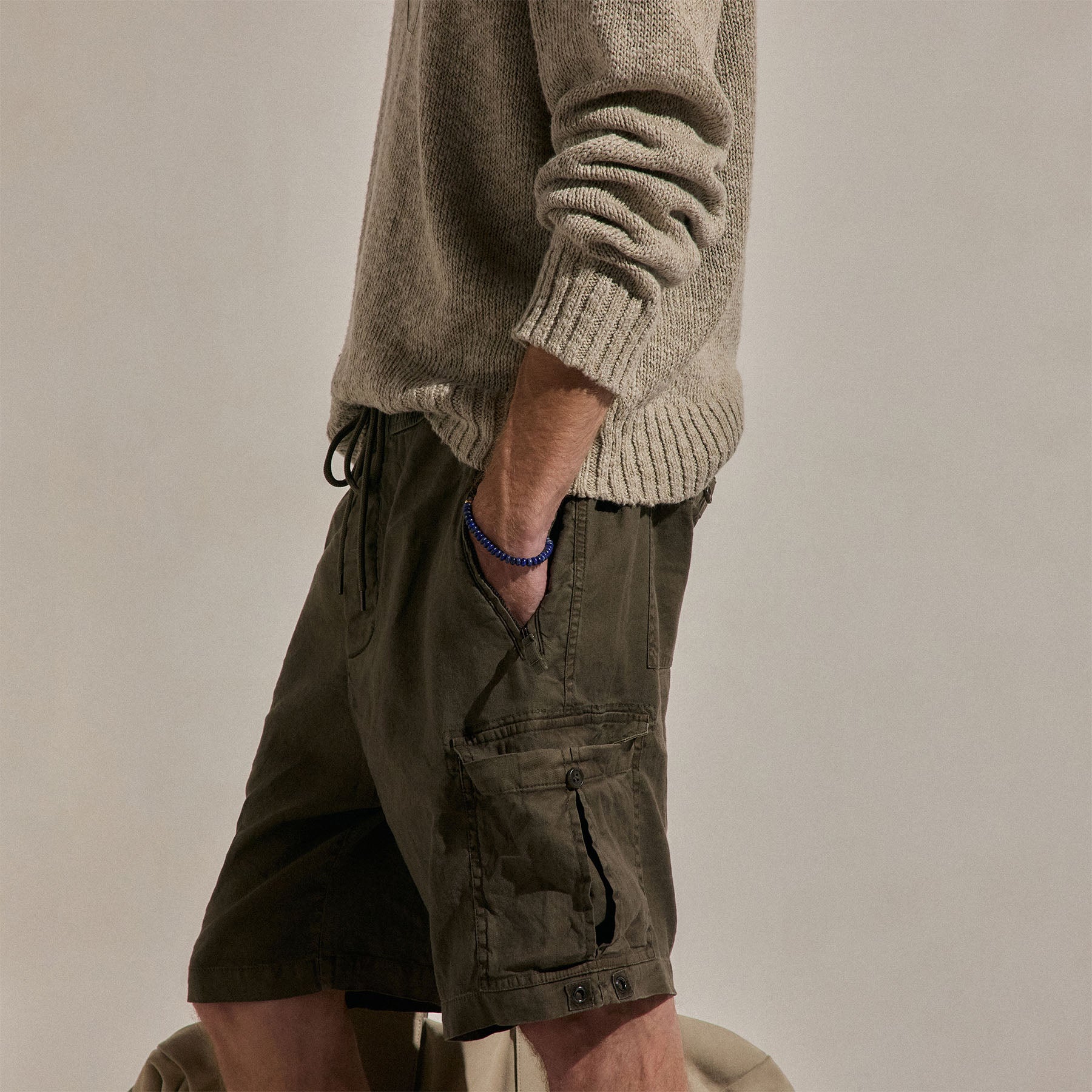 Parachute Linen Cotton Cargo Short - Army Green Pigment