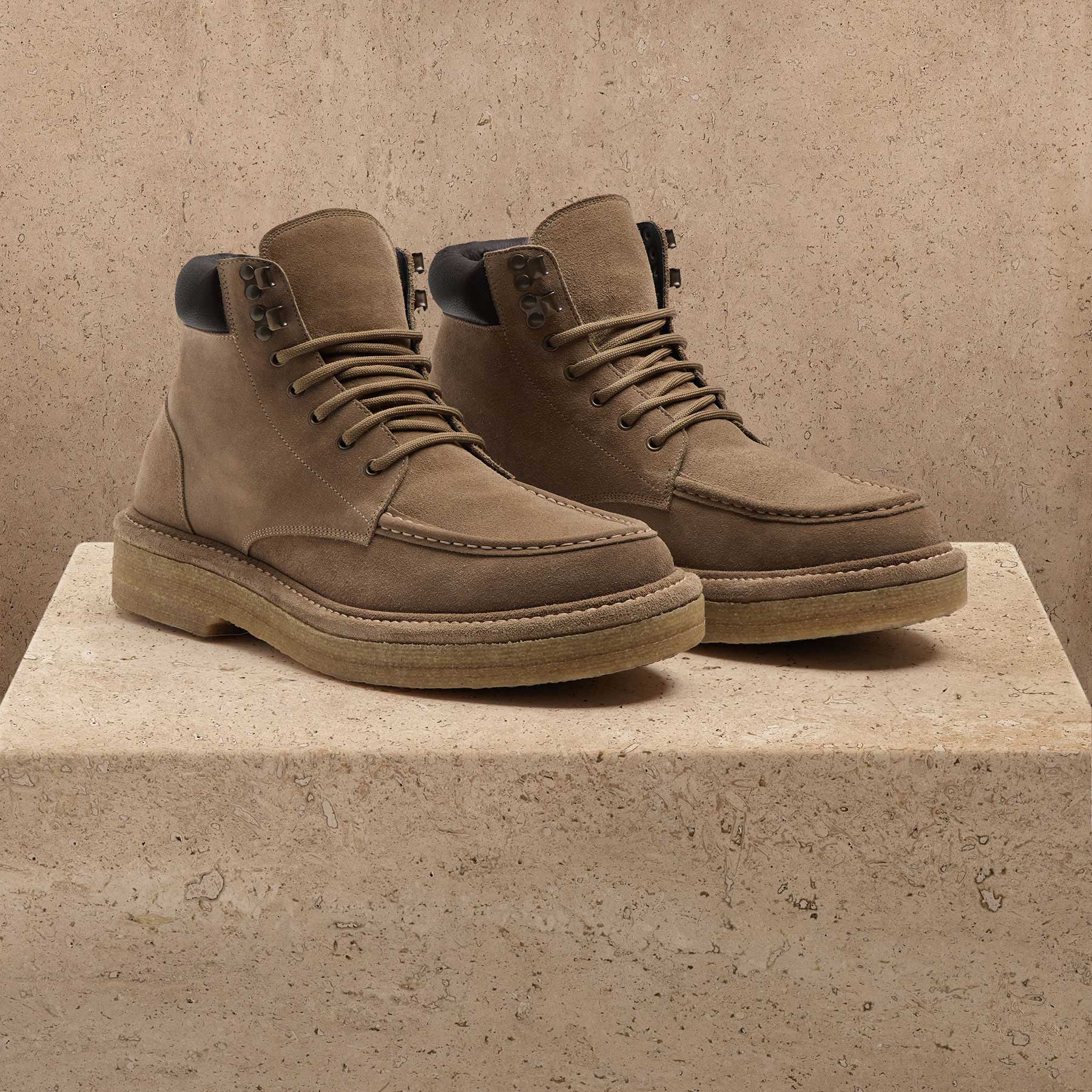 Men's Suede Work Boot - String