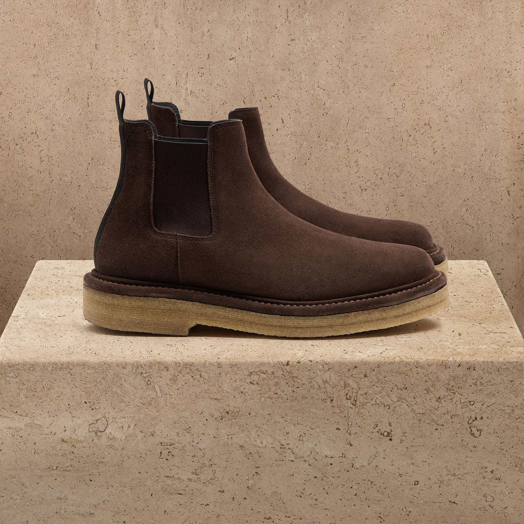 Boots Chelsea en daim pour homme - Café