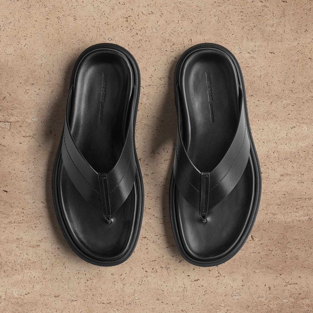 Sandales entre-doigts homme en cuir de veau - Noir