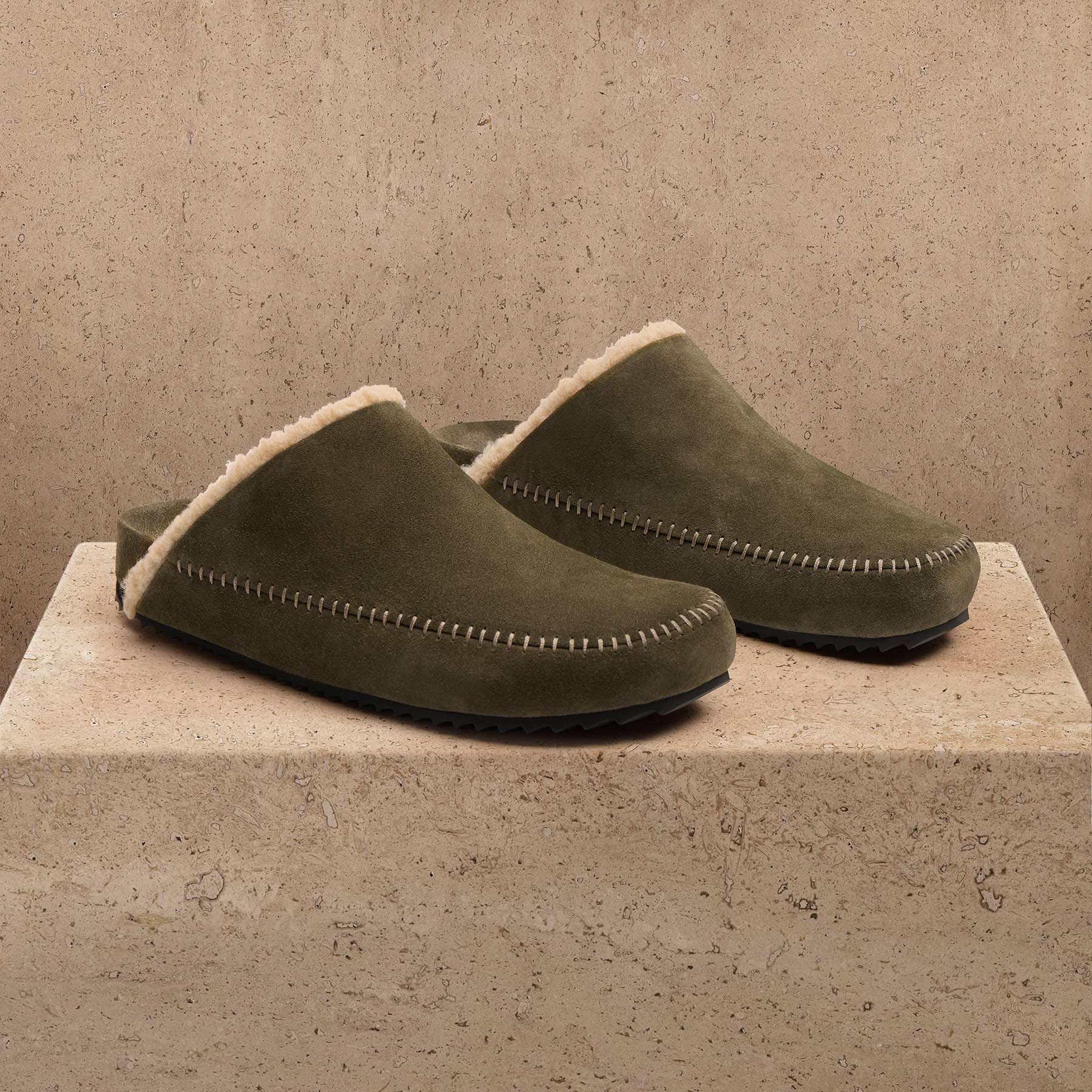 Men's Suede Clog - Musk