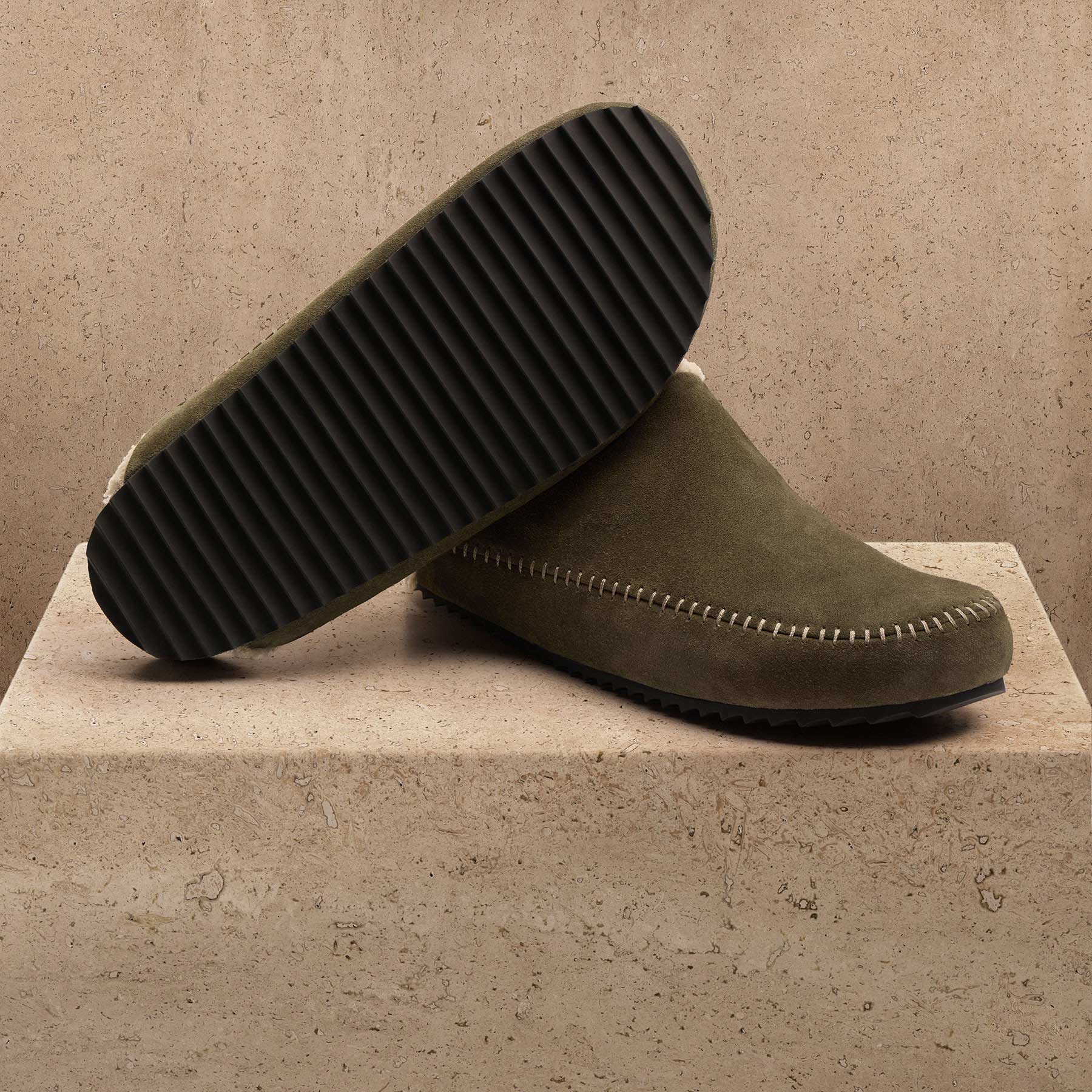 Men's Suede Clog - Musk